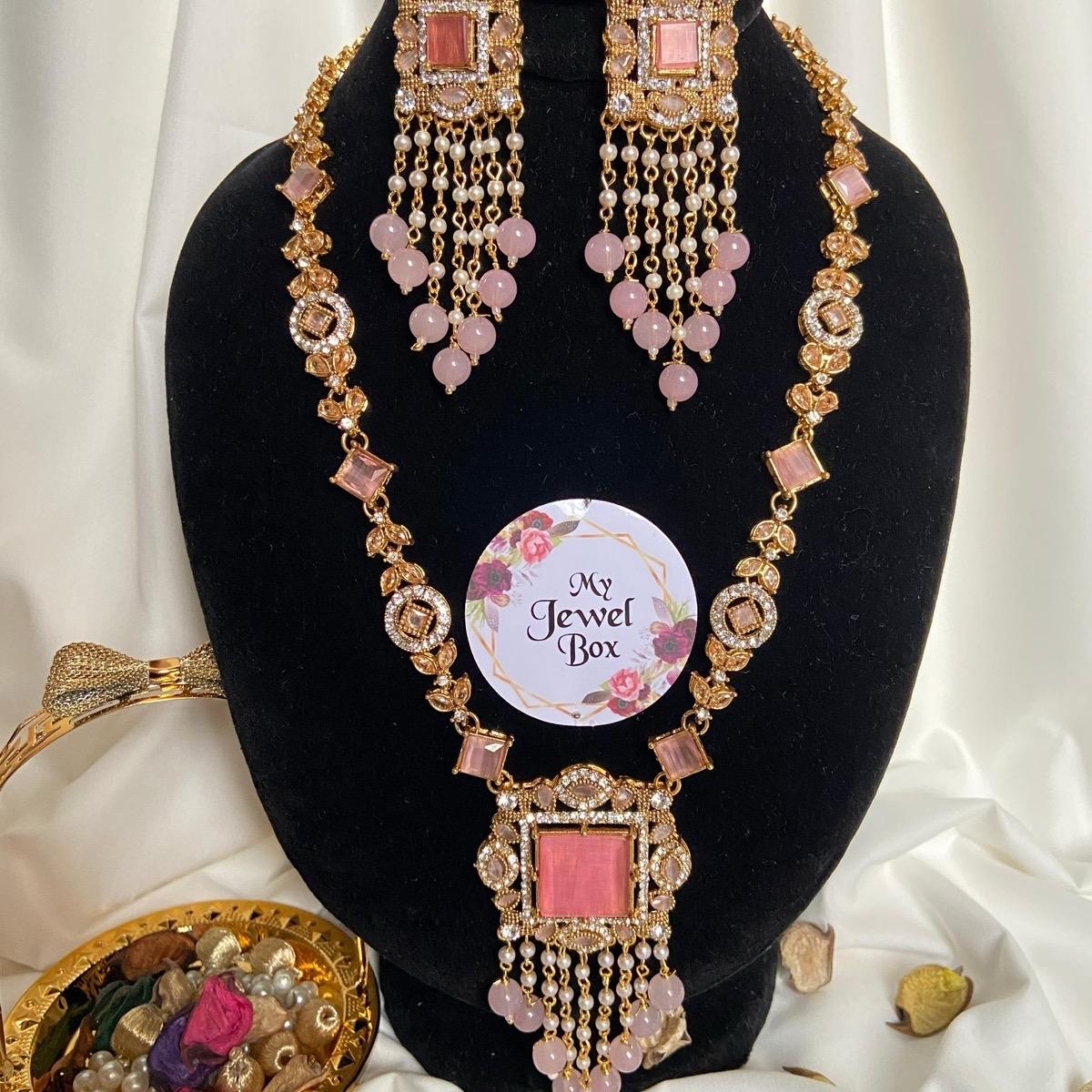 NAINA Egyptian long mala set with earring