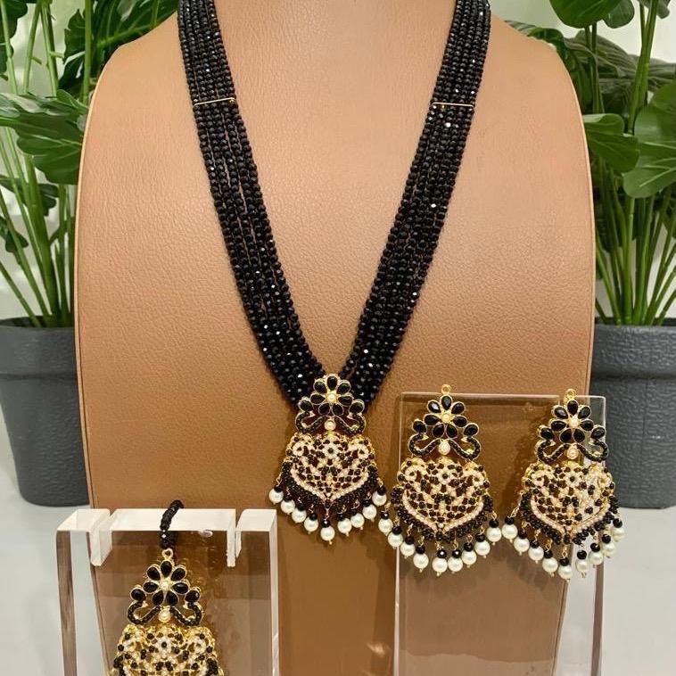 Bareera long mala set with earrings & Tekka