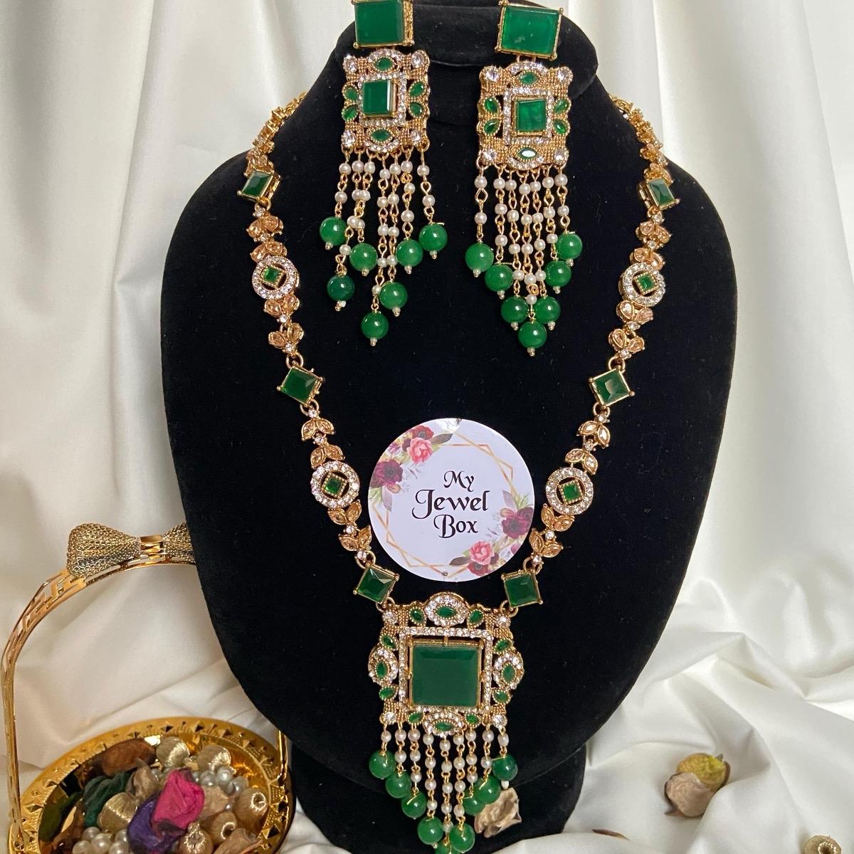 NAINA Egyptian long mala set with earring