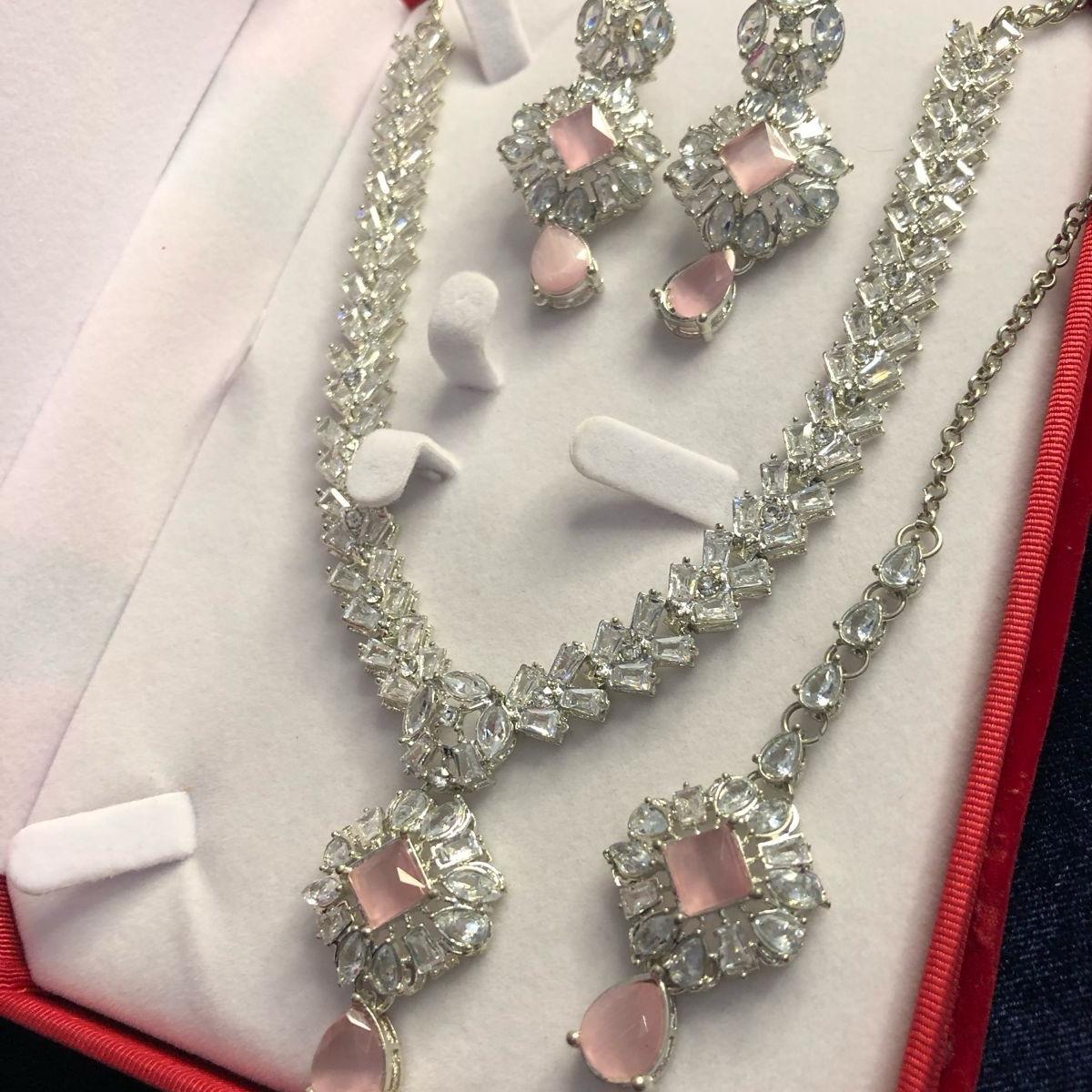 Elegant Zircon necklace set with earring teekaa