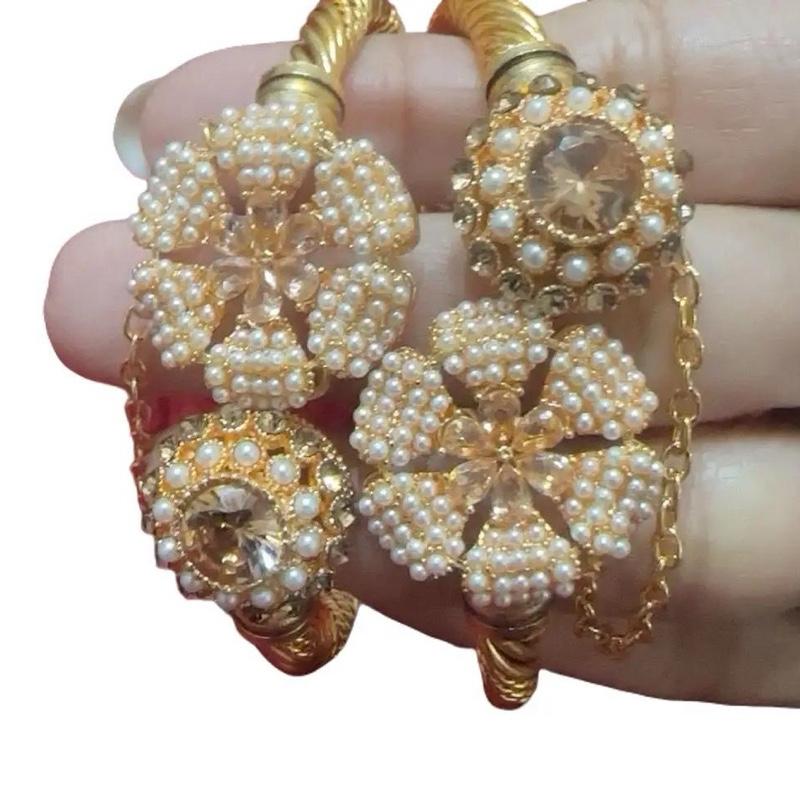 Golden Ropestyle adjustable bangles kara (one size )
