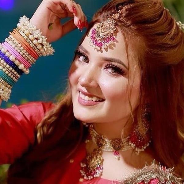 RABEECA Elegant Choker Necklace Set with Earrings, Tikka and Sahare in 6 Colors - My Jewel Box