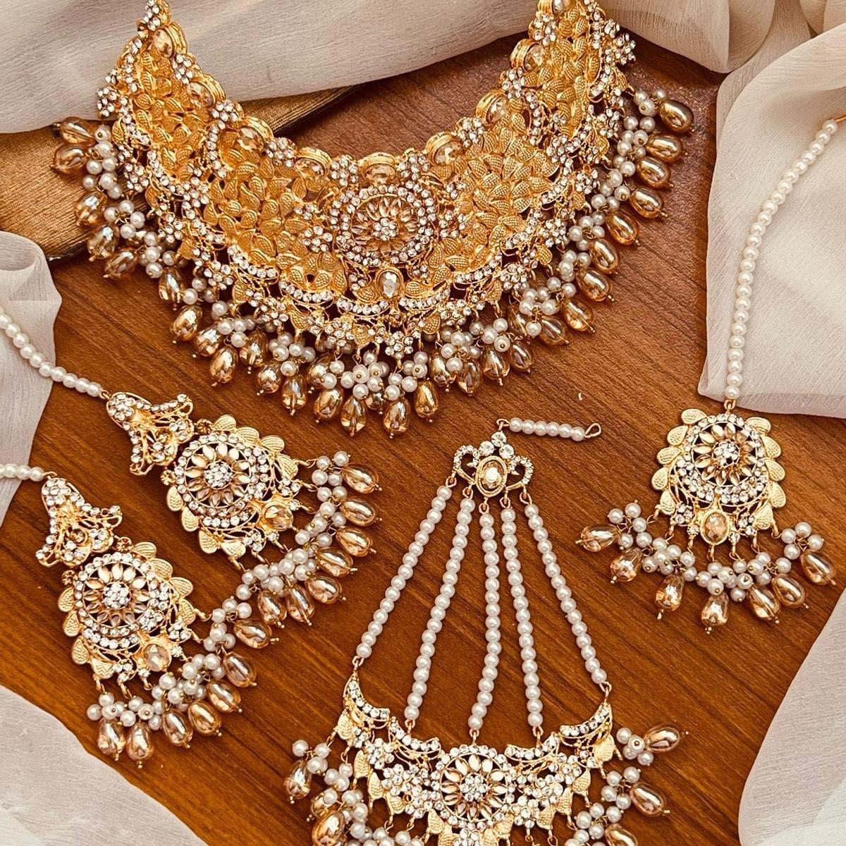 Farwa Bridal Collar Style Choker Set with Earing Tikka and Passa - Perfect for Weddings and Parties - My Jewel Box