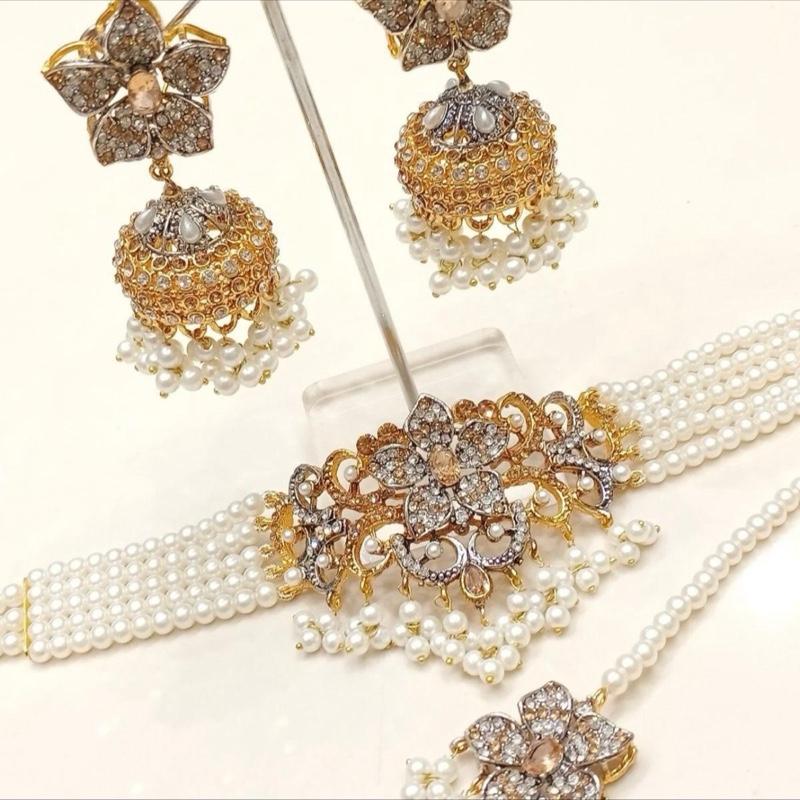 AMAYA Choker Set with Earring and Tikka - Fashion Accessories