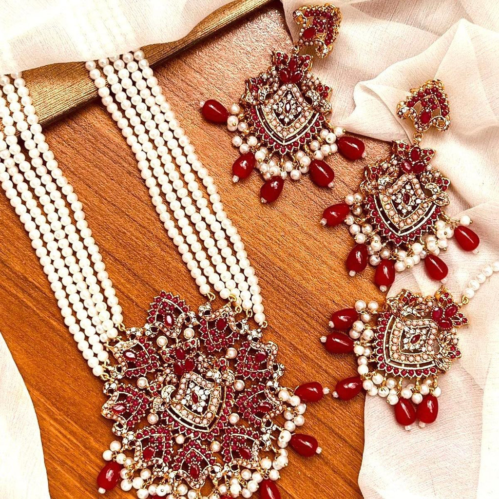 Diamond shape nauratan mala set with teeka