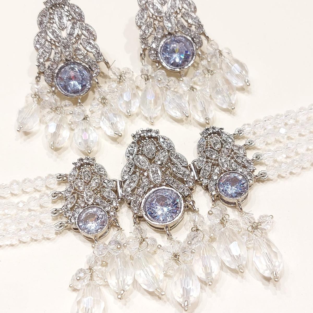FIZZA Choker Set with Zircon for Women - Lightweight Jewelry with Earring