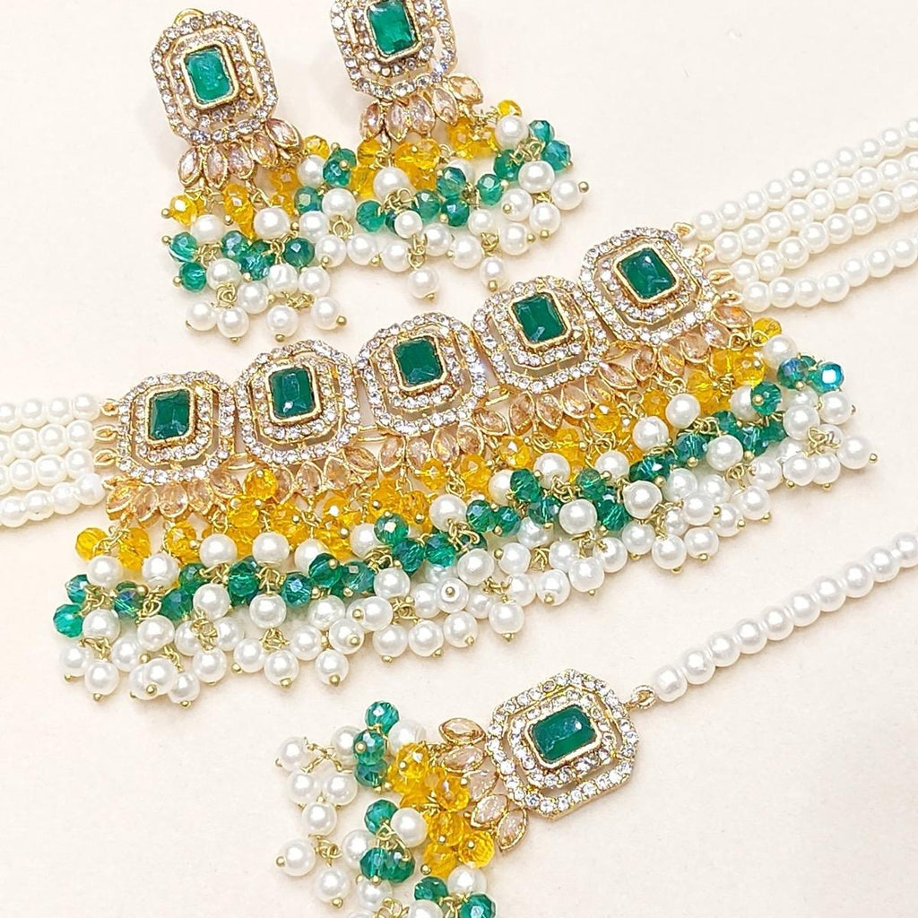 SADIA Beautiful elegant zircon set with earrings and tikka - My Jewel Box