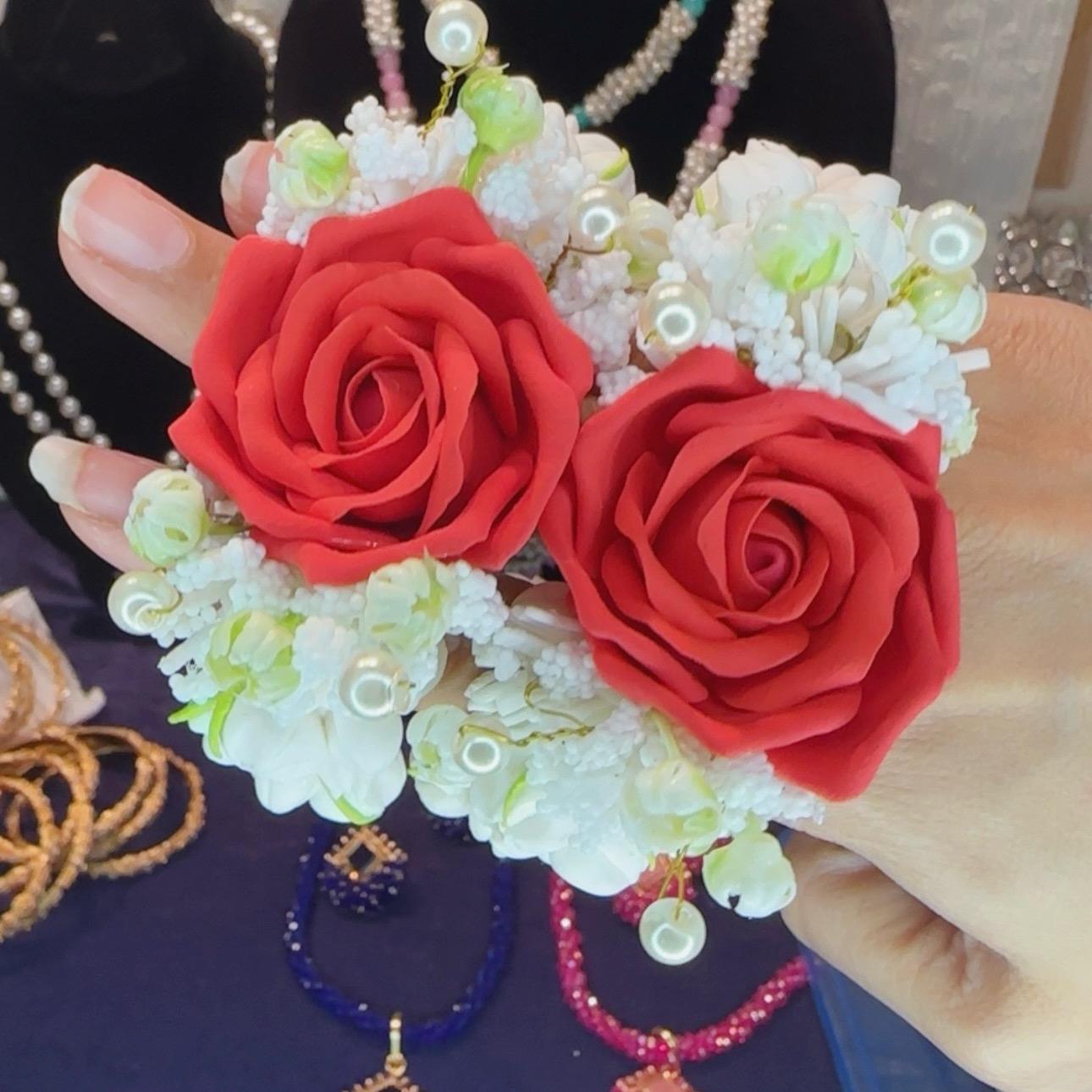 Floral faux floral rose  gajre bracelet