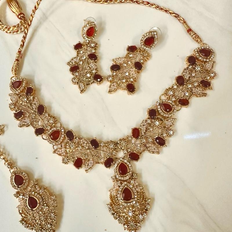 New arrival stylishReal stone zircon necklace set with earring and tikka - My Jewel Box