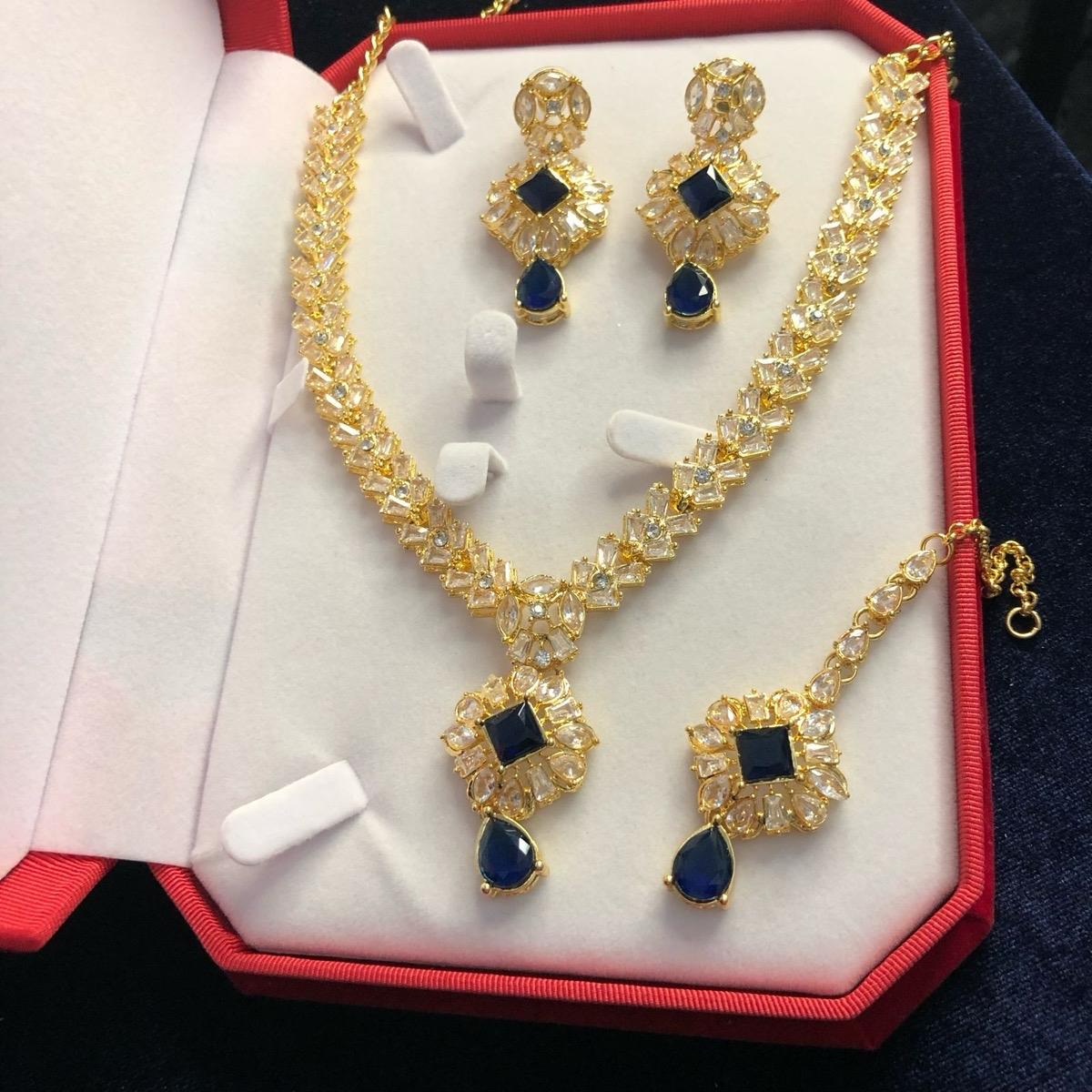 Elegant Zircon necklace set with earring teekaa
