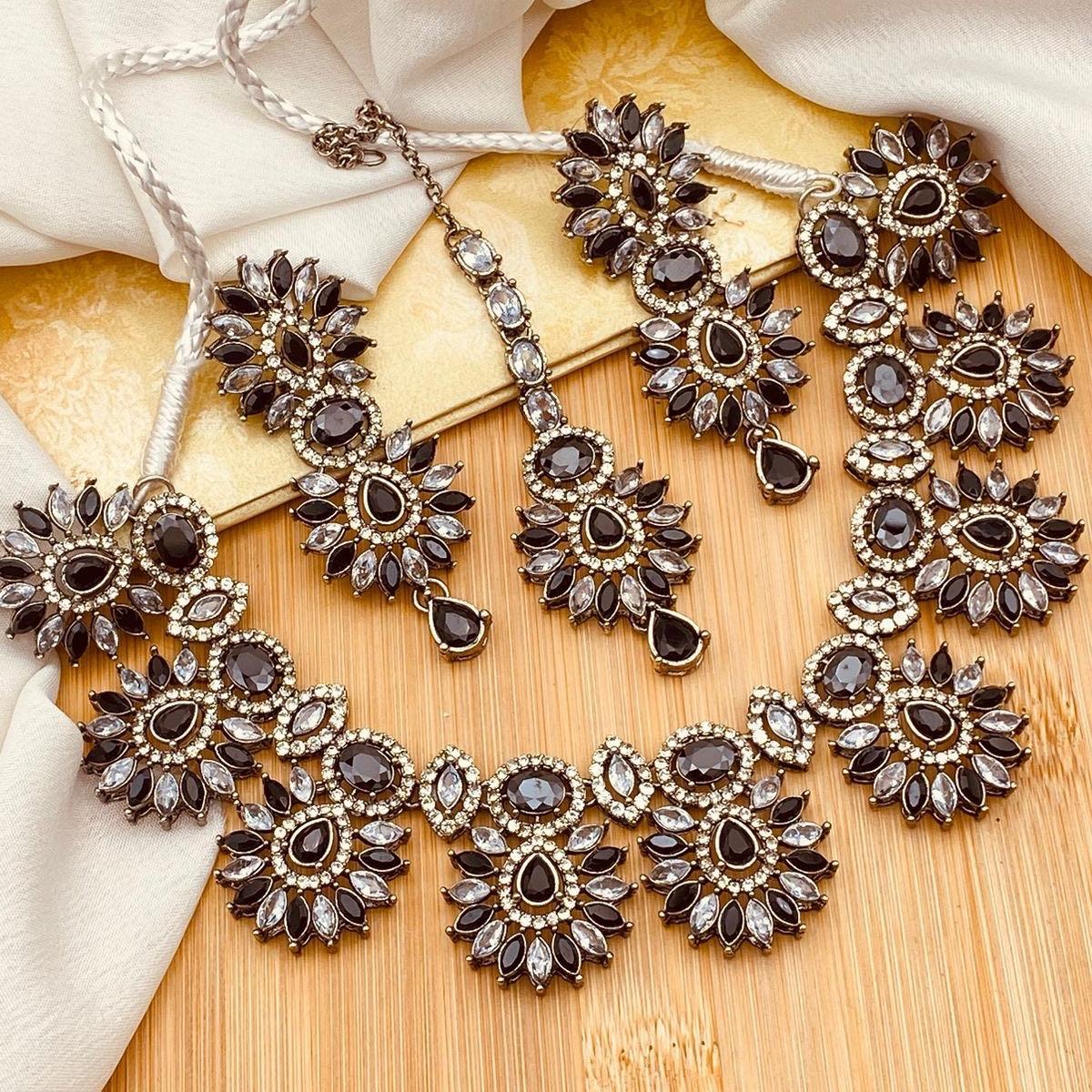 HIBA Zircon Victorian Polish Jewelry Set for Women: Necklace, Earrings & Tikka - Durable and Elegant - My Jewel Box
