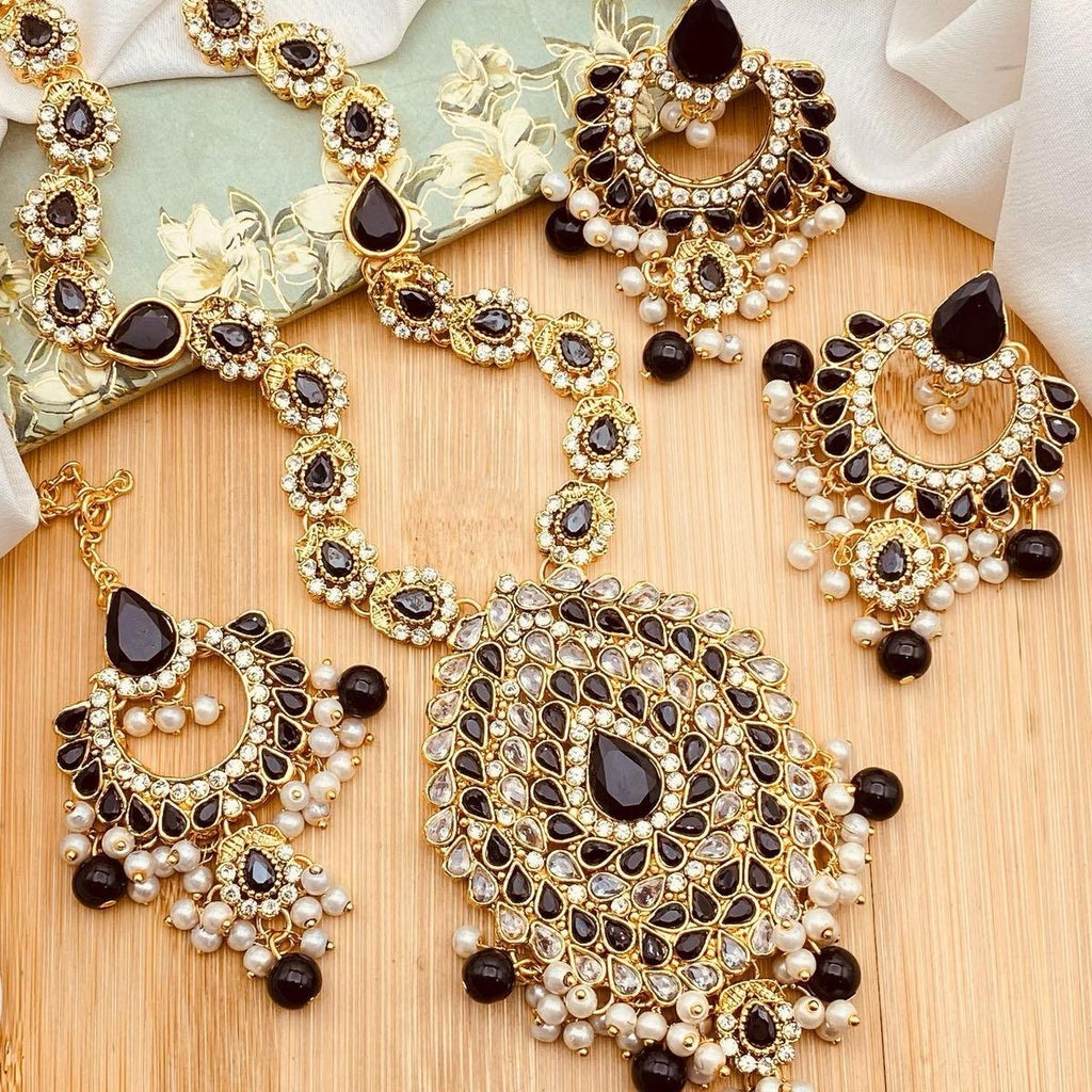 ALVEENA Polki and Zircon Mala Set with Earrings Tikka  Mala Set