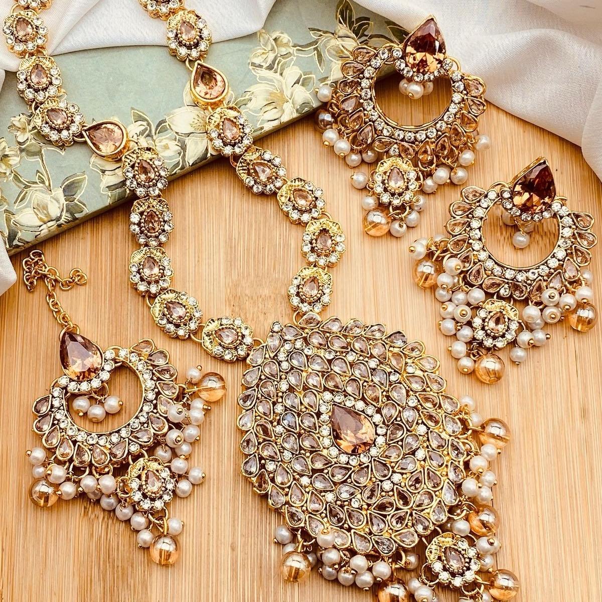 ALVEENA Polki and Zircon Mala Set with Earrings Tikka  Mala Set