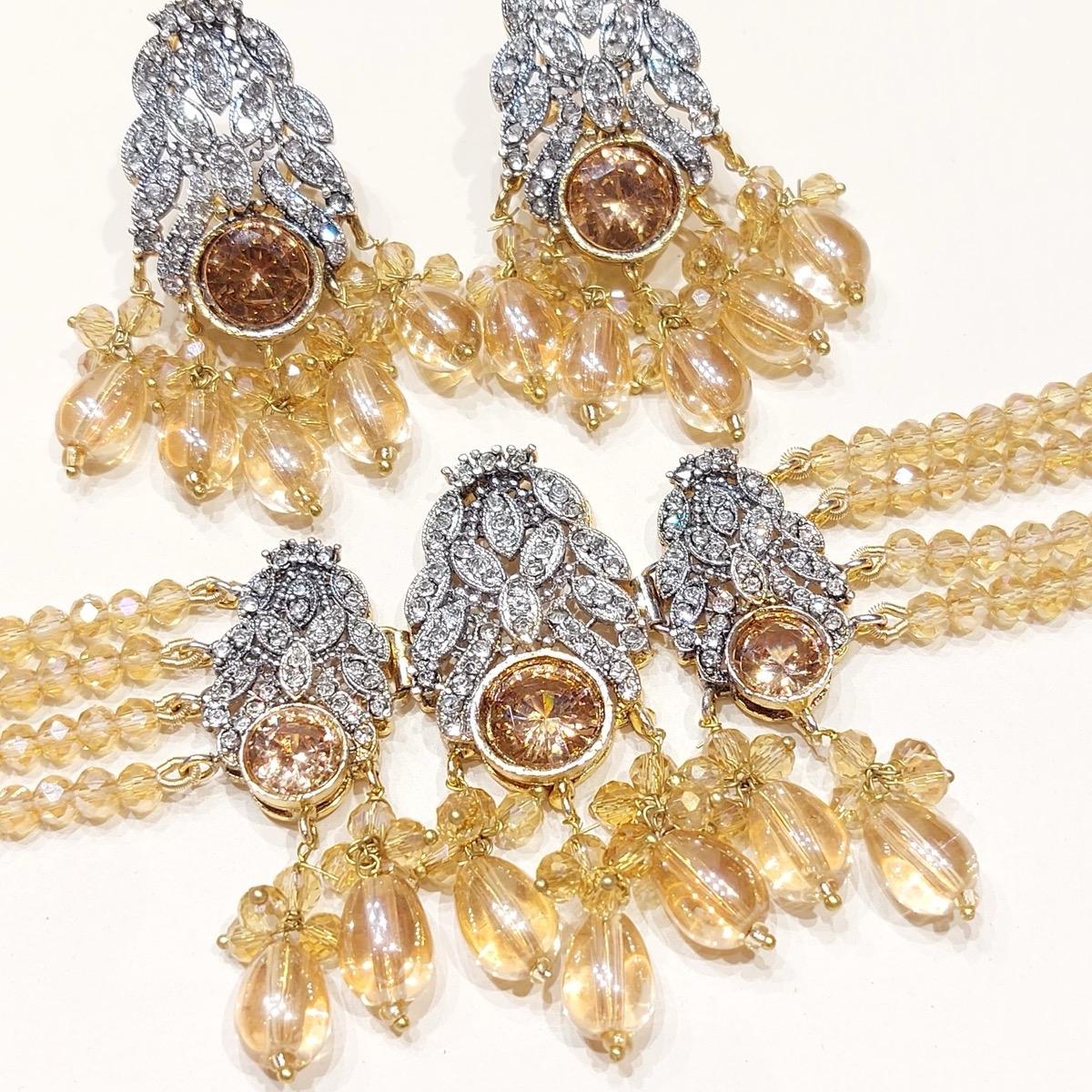 FIZZA Choker Set with Zircon for Women - Lightweight Jewelry with Earring
