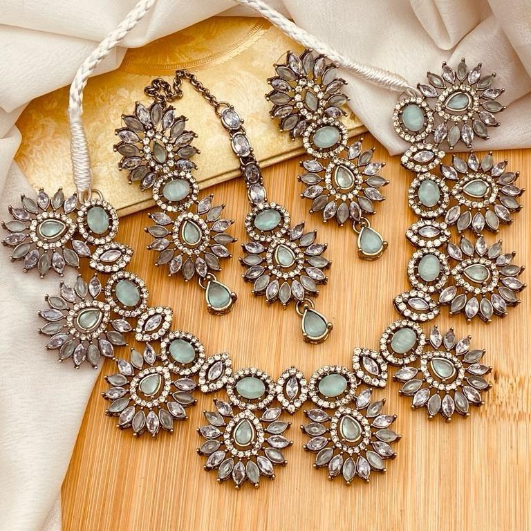 HIBA Zircon Victorian Polish Jewelry Set for Women: Necklace, Earrings & Tikka - Durable and Elegant - My Jewel Box