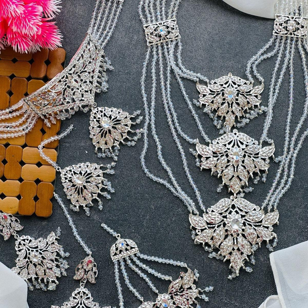 Hydrabadi necklace set with  3 layer mala