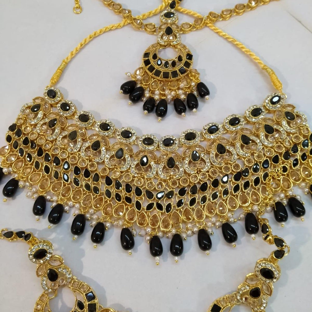 Bridal/Party Wear Choker Set with Teka Mathapati and Earring with Sahare for Women