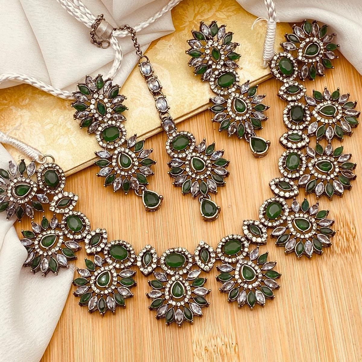 HIBA Zircon Victorian Polish Jewelry Set for Women: Necklace, Earrings & Tikka - Durable and Elegant - My Jewel Box