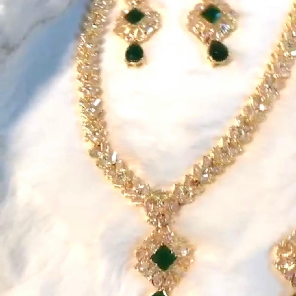 Elegant Zircon necklace set with earring teekaa