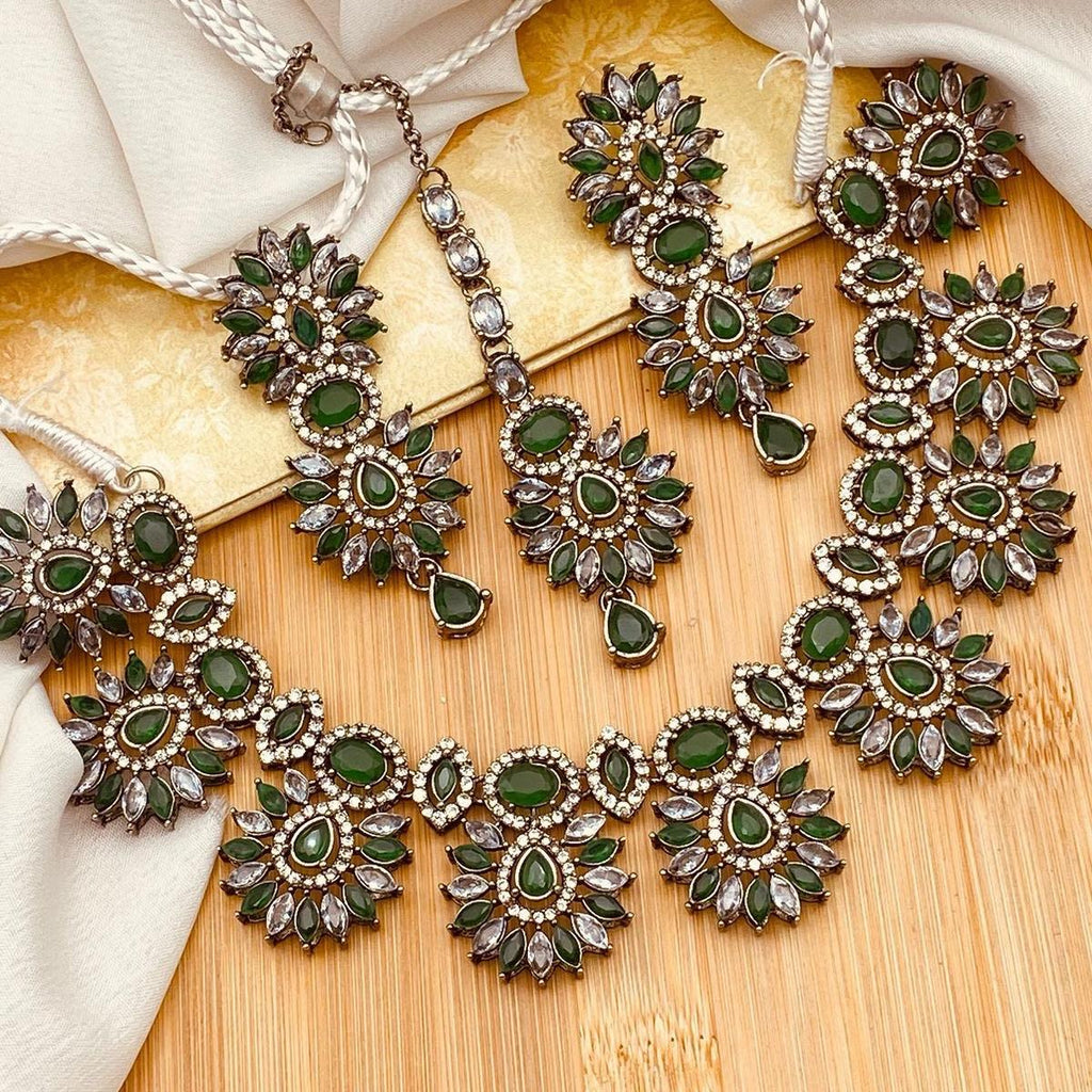 HIBA Zircon Victorian Polish Jewelry Set for Women: Necklace, Earrings & Tikka - Durable and Elegant - My Jewel Box