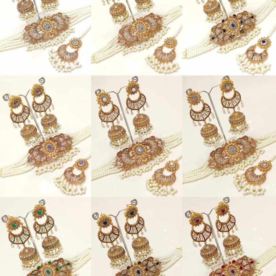 GULNAR Choker set with earring tekka