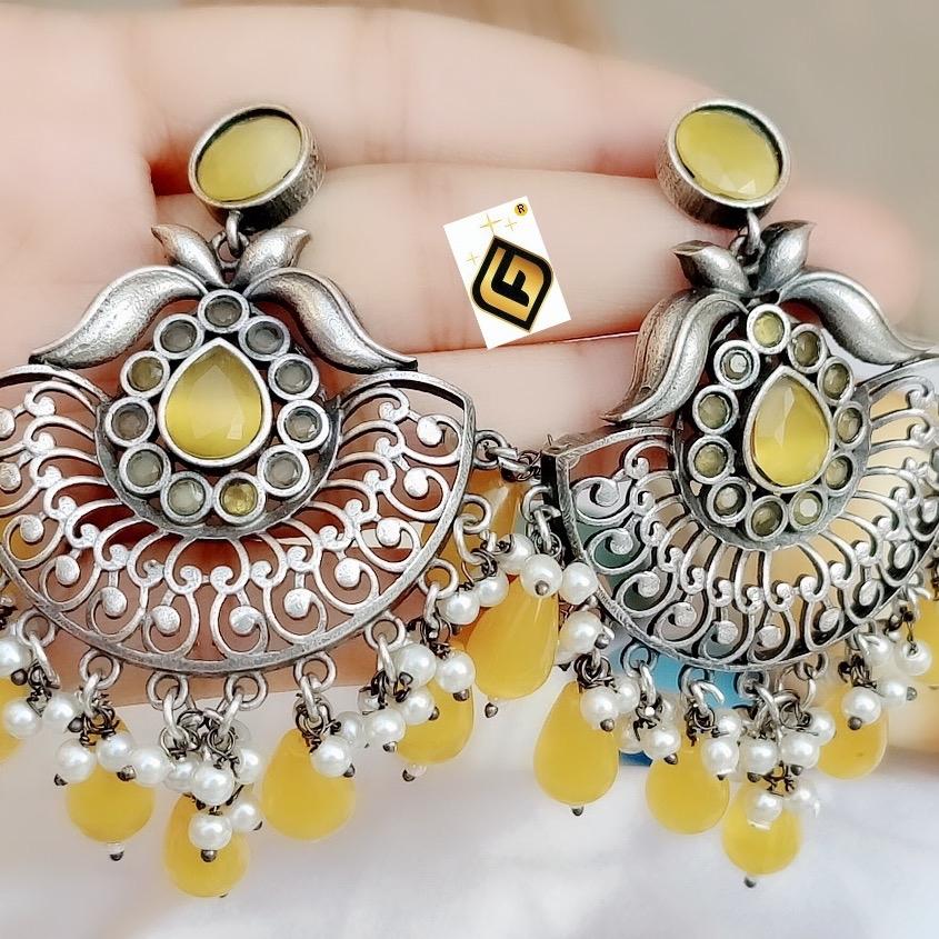 Flower oxidised earring