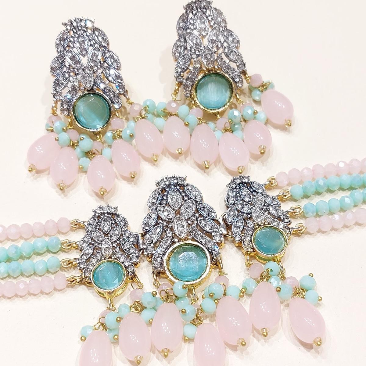 FIZZA Choker Set with Zircon for Women - Lightweight Jewelry with Earring