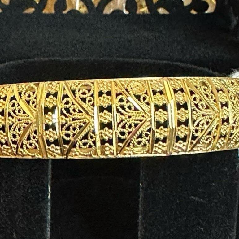 NaZisH ‘s  Gold Look like  exclusive Gold plated Range kangan without box - My Jewel Box