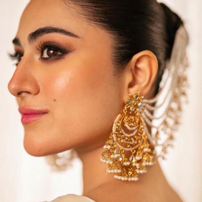 SARA kHAN   earring tikka with babhubali style sahare ET 005 Earring Tikka Set for Women - Perfect for Any Occasion - My Jewel Box