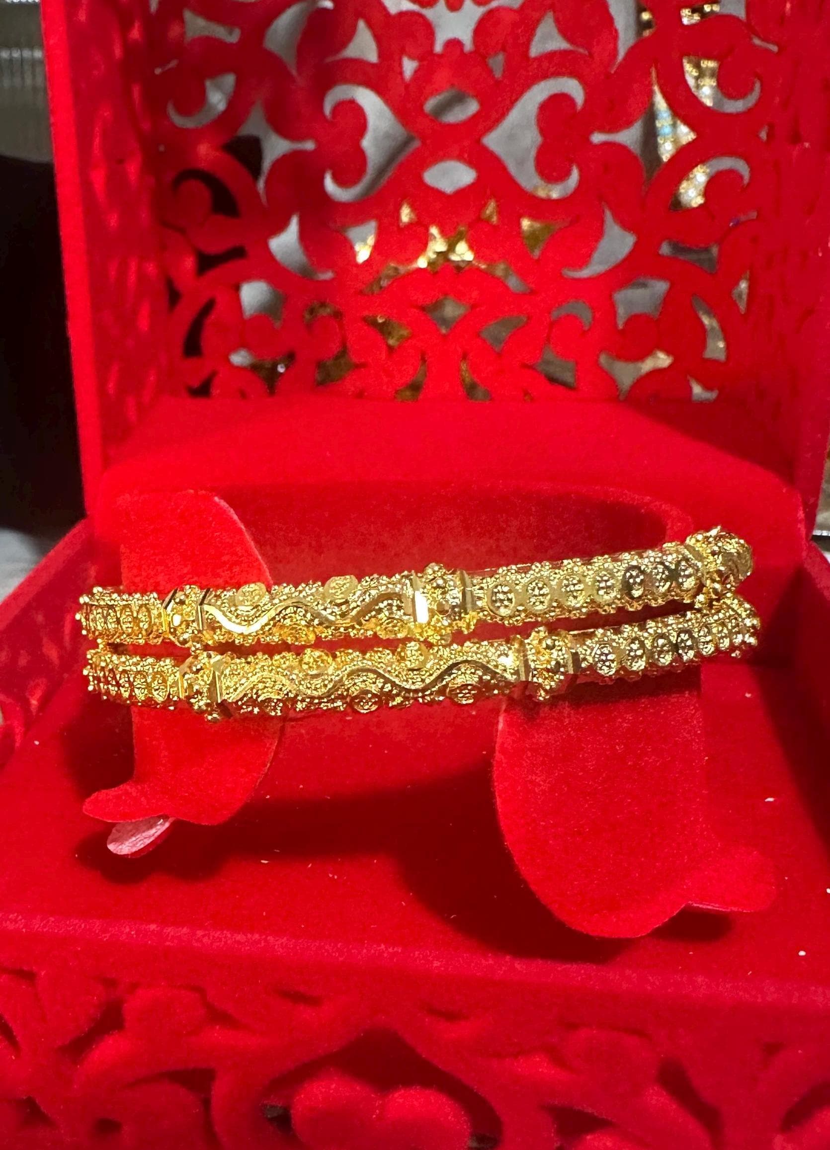24k Gold Plated Bangles luxury design Style Pakistani Indian Bridal Bangles Available as Set of 2 and Set of 4 Bangles - My Jewel Box